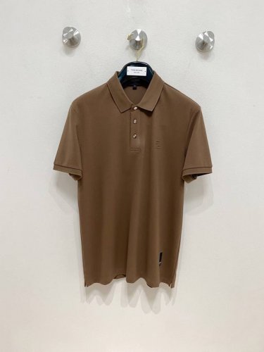 新品上市 芬迪 2025Ss夏季新款字母Logo男士翻领polo衫！经典商务男款，高端男装的天花板级别的商务男款！简约时尚大气不失优雅，单穿内搭体面过人，品质控