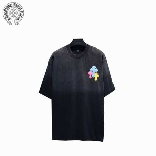 chrome Hearts 克罗心 25Ss发泡多标做旧短袖 采用32支双纱 260克重面料 进口针织针梳棉进行制作，厚度适中，有垂感又有轮廓型，上身就是一个舒