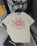 上新 供 Gucci 古驰新款粉色双G互通重印Logo印花圆领短袖T恤 定制240克同缸染面料手感非常舒服 夏季最新款同步时尚又个性超级百搭好看的一款男女都非常