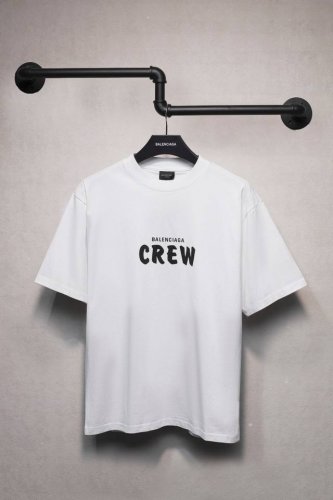 Aeniaa 巴黎世家 Crew 标语T恤短袖 克重240 工艺洗水处理 椭圆裂纹机印花 数码直喷网点工艺 对位整齐 无毛边 进口环保浆料刮浆 效果立体 字母清