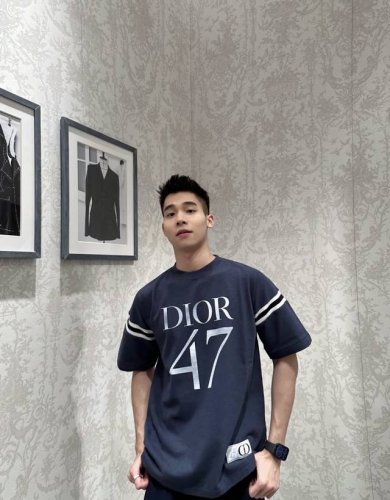 Dior 1947短袖 示范上身图！