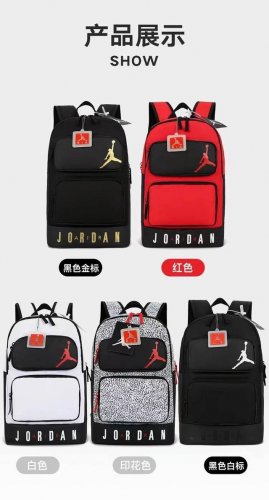 上新 款号2428 耐克Aj乔丹背包 拿货价 探索运动的灵动魅力 带上 Jordan 系列背包跃动每一刻 每款背包都融合了经典与创新 无论是纯粹的黑色 活力四射