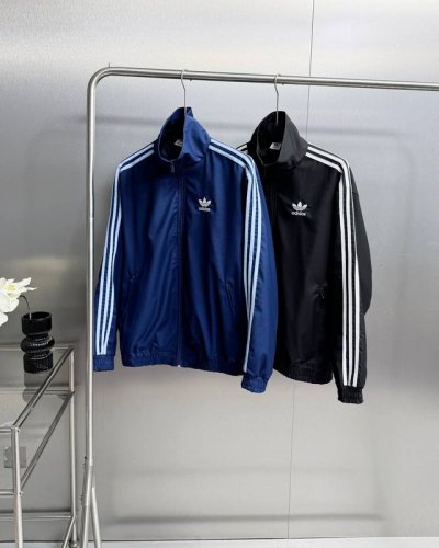 200（实拍细节图）Adidas阿迪达斯三叶草25S新款立领运动宽松夹克外套男女同款 货号:Jp1630 阿迪三叶草夹克外套绝对的爆款 经典款 明星同款！ 细节