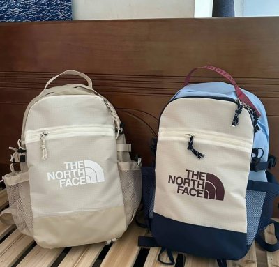 高版本 Thenorthface北面双肩包单肩包学生书包男女同款。 包包质量超级好 用料厚实。 拿到手就知道不是小厂能比拟的 细节 五金都非常到位。 绝对潮人必