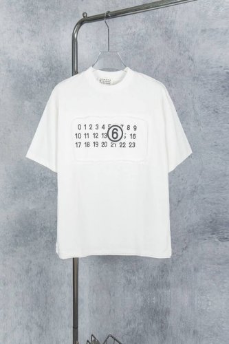 款号 M007# maison Martin Margiela 梅森马吉拉25Ss 贴布激光印花短袖T恤 yb一比一开发 100%棉 采用订色订染毛圈纯棉衣面