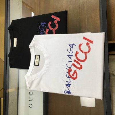 Gu.Ci... 2025新品休闲圆领短袖T恤，外贸公司贸易订单，重磅推荐，品牌原产 品相完美一流！工艺设计感超强的一款单品，将时装美学发挥到极致，相当有意境，