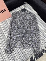 P530 5 爆款现货 原单品质 Chan*｜2025新品木耳花边真丝印花衬衫 定制Yb材质 高级肌理细腻 极简主义常规剪裁 个性时髦 彰显纯欲调性 经典百搭色