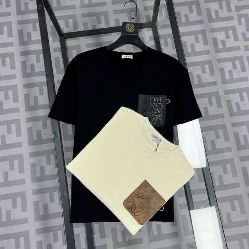 110包邮 （顶级最高版本）Loewe 罗意威 经典胸口皮标Logo圆领短袖T恤半袖 男女同款 情侣款 宽松版型 （最高版本 原版面料 高版本 高品质） 所有细