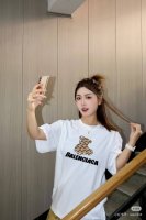 balenciaga 巴黎世家 25Ss 满印熊 印花短袖 高版本 重工 短袖T恤 顶级用料 限量发售 面料 250克 双纱双股用料 预缩定型 具有良好的吸汗性