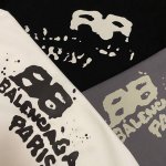 Balenciaga 巴黎世家Handdrawn Bb Icon情侣款短袖 穿上就是舒适自在 减龄又显瘦的存在，慵懒而随性，结合干净简单的色系就特别耐看，适合日
