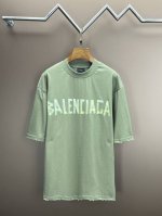 高端品质 巴黎世家Balenciaga 原版高克重纱纯棉面料 重工艺，印花，破洞，手感滑爽 L极度舒适体验 十足的高级感，都保持奢华高贵的特有的视觉质感. 颜色