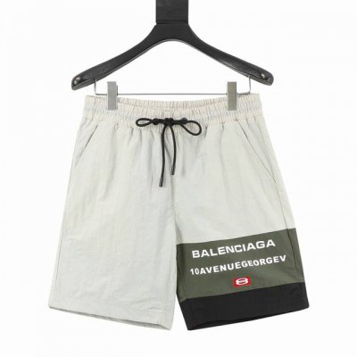 balenciaga 巴黎世家 拼接字母印花短裤 面料采用定制梭织面料，订染颜色后整蚀毛处理，对照原版做丝滑超柔处理，布面肌理股线清晰明显，垂感一级棒，做工精致