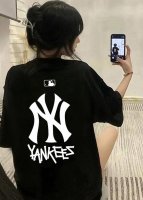 80 mlb Yankees-Ny圆领短袖半袖T恤 面料采用260克纯棉双纱食毛面料 双线二本针压线 久洗不变形 原版定制三标 高端进口印花 随意水洗 情侣可穿