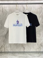 蒙口2025夏季新款短袖T恤，特色的喷绘加刺绣工艺，个性艺术系列全网独家首发 百搭款细节处理完美240克纯棉面料十分精致 原版面料 网红明星同款高版本 高品质手