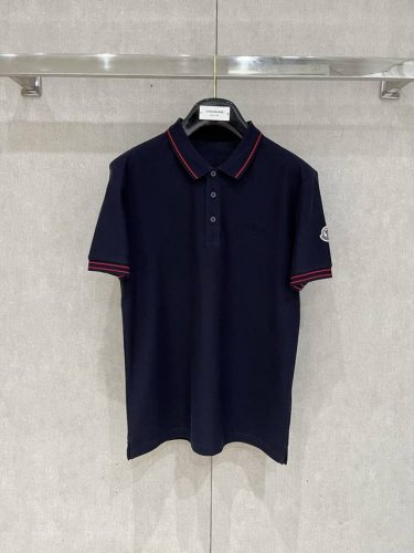 moncler-蒙口 商务休闲通勤款,渠道精品唯美主义的英式裁剪艺术尽显男士魅力风采. 25春夏 专属标识Polo衫短袖T恤 经典的翻领裁剪工艺从未停止.既不单