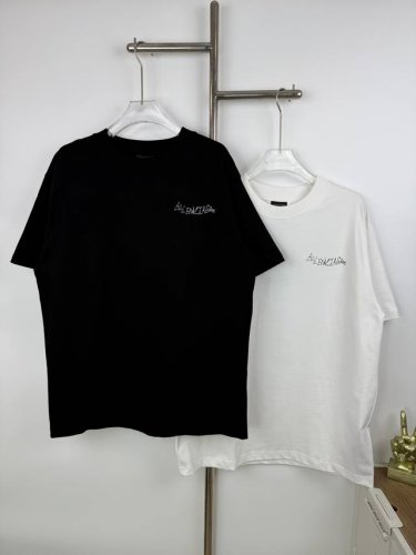 款号A9 Balenciaga 巴黎世家经典款字母印花流苏 Logo图标刺绣圆领短袖T恤简约 颜色：白色 黑色 尺码：Xs S M L