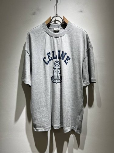 celin*瑟琳 2025春夏新款时尚休闲圆领短袖T恤，经典男女同款情侣短袖T恤衫！贸易公司渠道稀出，同步官网发售！25年早春时尚新款推荐，越来越向年轻新势力迸