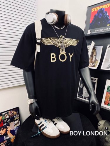boy London25金鹰冰刀大翅膀情侣短袖Tee男女同款 超高版本 经典图案设计 烫金立体外凸印花 落肩袖质感拉满 大翅膀英文Logo吸睛有型 面料由品牌面