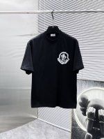 蒙口 Moncler 2025新款 圆领 短袖 T恤 体恤 半袖 ，高端版本！专柜定制面料 透气舒适度高，细节无可挑剔，品牌元素设计理念，体现高品质。手感细腻柔