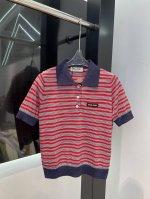 miu'miu25早春新款翻领字母Logo贴布条纹撞色休闲针织针织短袖 面料柔软 上身舒适 日常通勤穿搭都 Sml