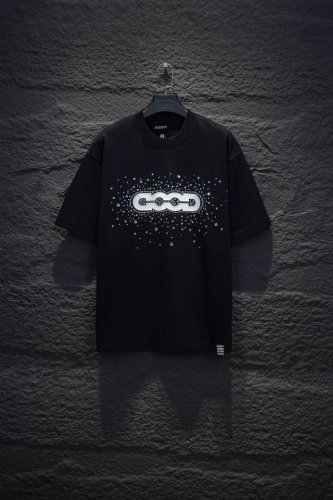 款号:C037 Good家 专供直播改标款 重磅300克重 百分百棉 硅胶搭配五金工艺 采用进口奥钻压烫而成 颜色:黑色 白色 尺码:S M L Xl