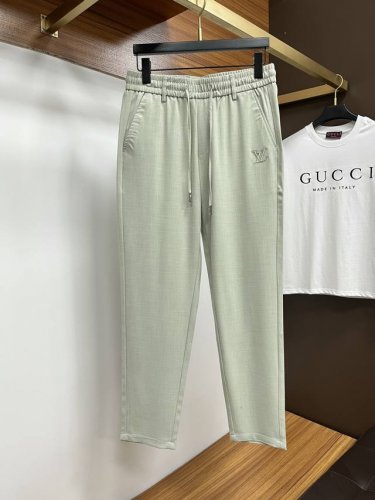 Lv 2025Ss夏季专柜新品同步上市 原单订制高品质时尚休闲裤 超级百搭款 独家定制-进口高端绵面料 手感细腻柔软 贴身舒适 上身超有型 原版定制专柜最新五金