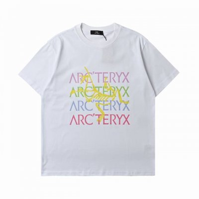 Arcteryx始祖鸟2025春夏新品彩色大鸟Logo印花短袖T恤 面料采用260克重双纱精梳棉，定制32支1*1螺纹，成衣两遍水洗处理，面料舒适亲肤无异感，定