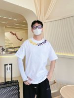 Lv 三标齐全。 2025夏季新款最新品短袖，专柜同步有售，原单狠货，时尚进口原版科技面料，上身舒适透气，原版定制五金辅料，上身帅气有型，三标齐全，推荐款，档次