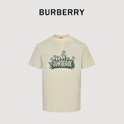 Burberry 巴宝莉Bbr 雏菊字幕 短袖T恤 定做布料 印花辅料细节都是采用一比一复刻 采用280G棉质布料32支精双棉纱平纹 无蚀尘毛艺工处布理面 特拉