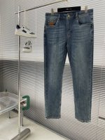 驴牌 25Ss春夏新款牛仔裤 面料带弹力 浅蓝色洗水牛仔色 后口袋开模原布定位刺绣品牌字母Logo标识 时尚潮流必备单品 单色 码数：29-38 35 37
