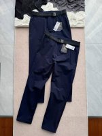 Kolonsport可隆休闲长裤男款户外春季新品户外防风防泼水火山岩长裤软壳裤 颜色：藏青色 尺码： M-Xxl 是您的不二之选！这款裤子自带卡扣腰带和三条隐藏