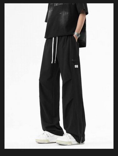 上新 Kolonsport可隆25春秋新款户外软壳冲锋裤登山徒步防水工装裤休闲裤 采用客供高密度登山布面料！一穿便知！非常结实具备良好的透气性和运动自由度 优良