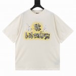 Balenciaga 巴黎世家 手绘Bb字母印花圆领T恤 定制高克重 针织棉面料精心制作，手感特别的扎实，质感拉满，松软细腻上身舒适，优越的吸湿排汗性能，不闷热