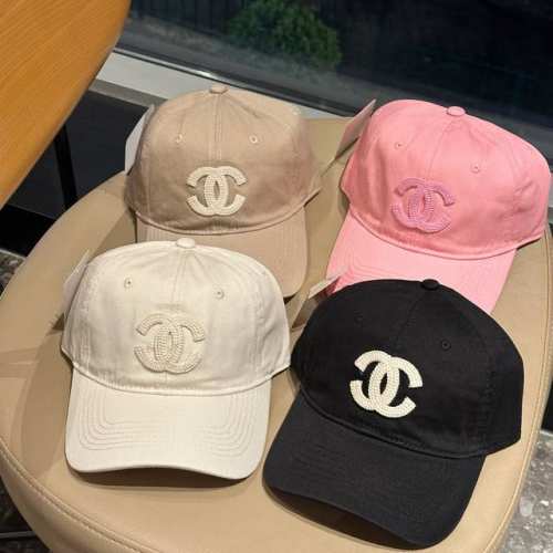 Chanel香奈儿四色棒球帽，棒球帽呀渔夫帽真的是必不可少的时尚单品了超多明星网红街拍照片都有它们的身影，没洗头或者素颜的时候戴个帽子就可以出门凹造型也妥妥的！