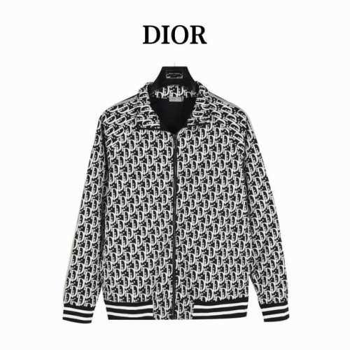 dior 迪奥 满印提花侧边织带套装外套 黑色 灵感源自八十年代复古，客供定制的480克提花材质，摸着面料质感肉实，肌里感清晰可见，有净重感，全身极致简约设计，