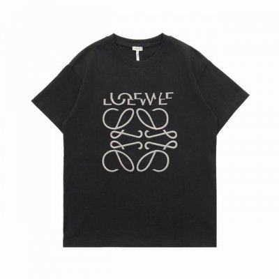 顶级复刻版本] 品名：Loewe 罗意威 新款错位立体刺绣Logo休闲圆领短袖T恤 款号：6343 尺码：S-Xl 颜色：黑色 白色 Loewe 罗意威 春夏新