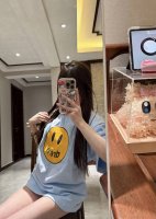 新品上新 Drew 笑脸印花短袖 高级定制 Drew夏日冰蓝 太好看了叭姐妹们 夏天的第一件天蓝色T恤 面料透气 穿起来也舒服 纯棉 Drew情侣款笑脸T恤，夏