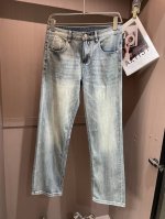 始祖鸟 2025春夏新款！高端订制修身商务直筒牛仔裤 原版五金辅料 日常商务休闲都完全适用的款，上身效果超正，立体修身提臀，腿部线条完全得到彰显，含天丝特殊棉面