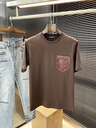 Dolce&Gabbana- 杜嘉班纳 系列 Vip高级定制 2025春夏季新款短袖 百搭款式 任何人都可以轻松驾驭 面料全订制工艺 高定一等品全棉面料 面料手