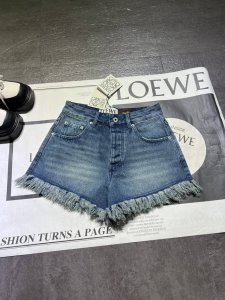 pp 原版开发Loew**罗意威夏日限定Paula女装刺绣徽标棉质牛仔短裤蓝色2025新款出货，对版1:1出，认准高端版本，看细节拉毛，大货Sml