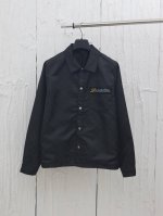 LV* 路易25新款胸前口袋烫钻老花满印衬衫 采用进口桑蚕丝面料，上身舒适透气 满身提花映现莹润波纹效果 烫钻Logo标识点亮胸袋，标签栖身于背部 既可作为夹克