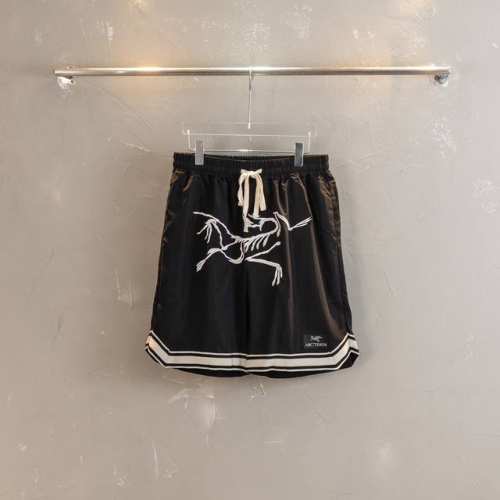 款M88 始祖鸟短裤 Arc‘Teryx 24Ss 始祖鸟裆前字母刺绣大Logo织带短裤 精选高精度酷丝绵精梳面料 清爽丝滑透气 告别厚重感 清清爽爽 全身Ov