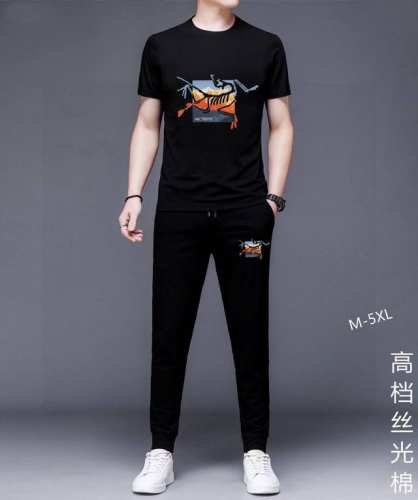 直 Arcteryx 始祖鸟 胖子福音 2025官网同款.世界知名奢侈品牌.夏季男士 双丝光 高品质货套装 采用进口原单面料 ，当季时尚潮流款，百搭爆款。简洁大