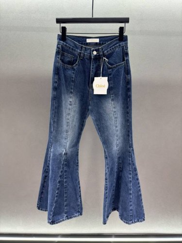 2660 Spring And Summer ！Chlo*，刘诗诗同款微喇牛仔裤， Yb定制复古洗水工艺，立体剪裁微喇版型， 塑造S身材，上身显瘦！ 三码！