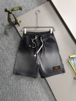 始祖鸟2025夏季新品牛仔裤牛仔短裤，采用进口客供日本Denim平纹棉质牛仔面料梭织生产，三标齐全，顶尖的石磨水洗工艺让质感达到80年代的老味，柔软细腻舒适透气