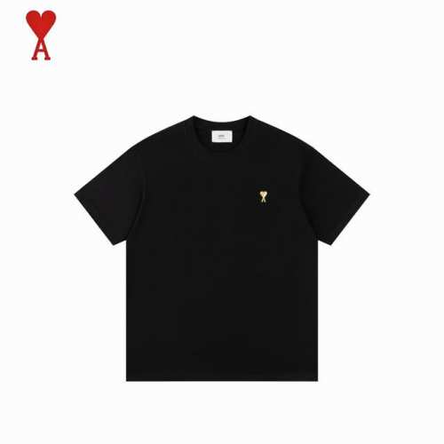 Ami 艾米 25Ss 夏季金银金属章仔爱心短袖 这个款式我们已经做了第三年 最开始中国大陆还没专柜 就已经在做 品质细节无敌 放心下单 注意细节 2025新升
