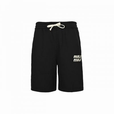 miumiu 缪缪 刺绣徽标织带短裤 面料采用360克刷毛面料，订染颜色后整蚀毛处理，对照原版做丝滑超柔处理，布面肌理股线清晰明显，垂感一级棒，做工精致都到达外