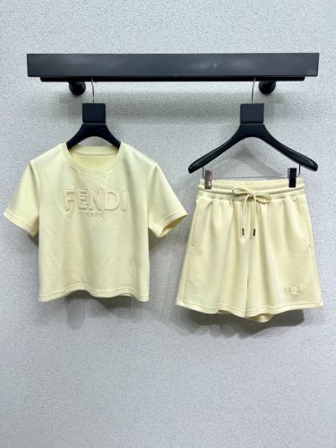 fd家休闲套装 低调又时髦 版型百搭不挑人 都可驾驭 百搭又帅气 高品质 两色 尺码Sml