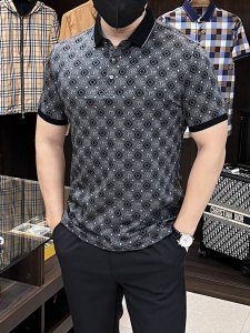 主推 Gucci 2025Ss蛇年新款古驰翻领精品短袖T恤 官网同步 高端品质三D印花款 定制顶级丝光棉面料 顶级大厂1:1制作 时尚大牌重工艺Logo设计 手