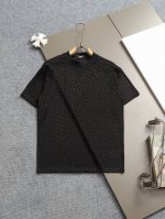 fendi 芬迪微宽版型Xs-L 新款独家限定 25年最新最顶级 高级冰丝提花绣字母Logo 精美重工艺 250克洗水面料T恤作为奢侈界的龙头，更是匠心独具的别